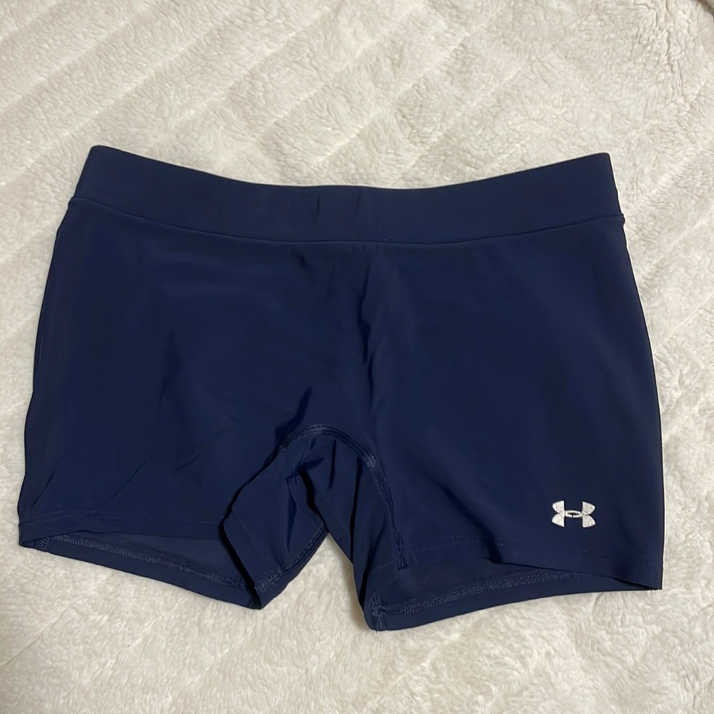 Navy blue Under Armour volleyball spandex